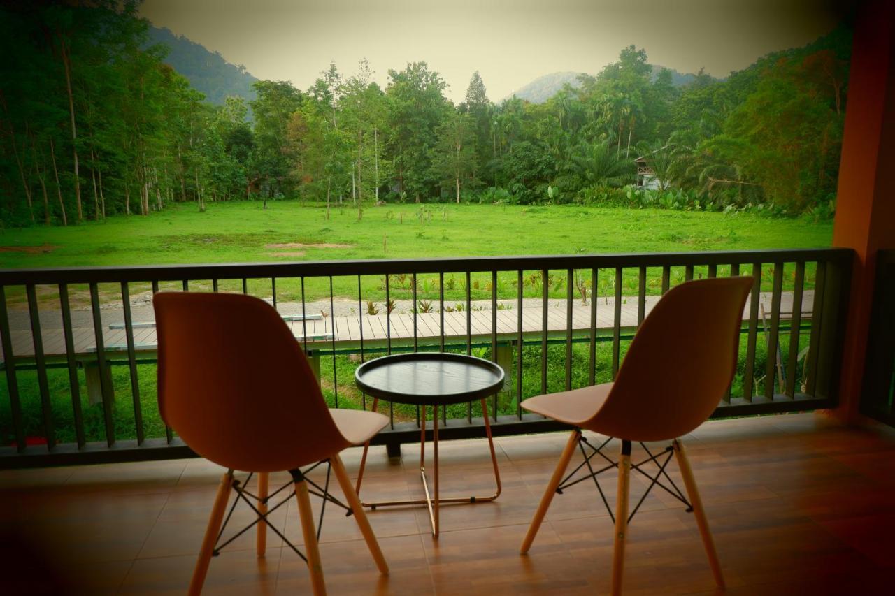 The Bliss Khao Sok Boutique Lodge Khao Sok National Park エクステリア 写真